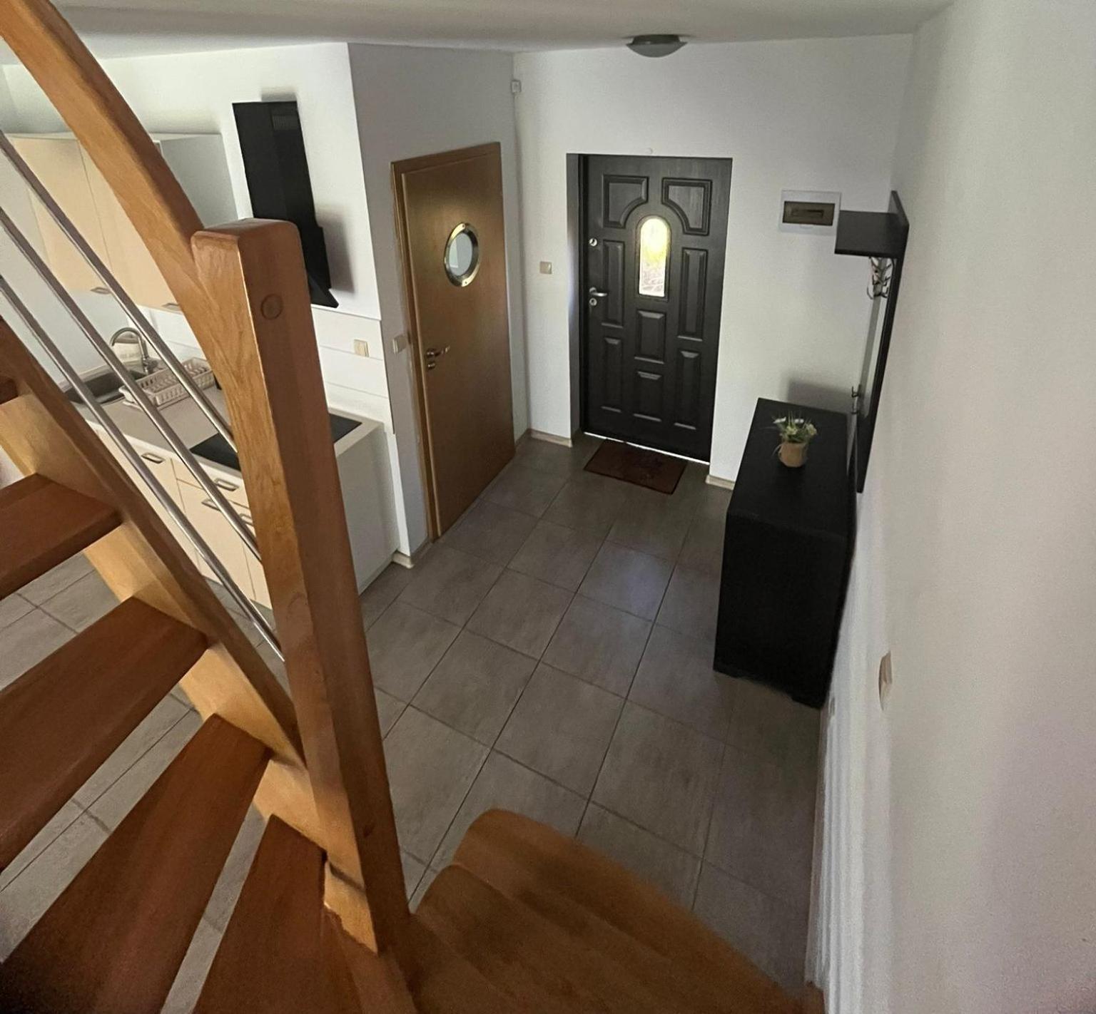 רובי Apartamenty Adrenja מראה חיצוני תמונה